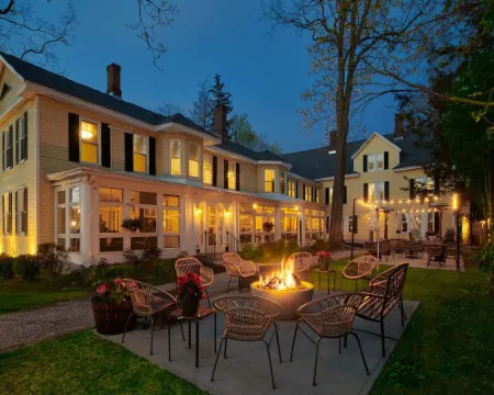 The Whitlock by the Lenox Collection Hotéis em Lenox
