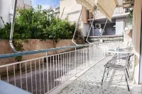 스타브로스 니아르코스 공원에서 아늑한 아파트