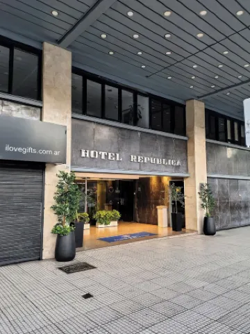 全球共和國酒店