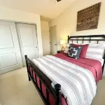 Modern Rustic 3 Bedroom with Pool, Hottub and Fitness Center