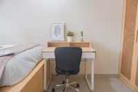 Comfy Studio at 2Nd Floor Evenciio Margonda Apartment Hotell i South Pasir Gunung