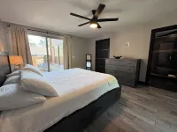 Modern, Spacious Loft in Douglas with Free Parking!