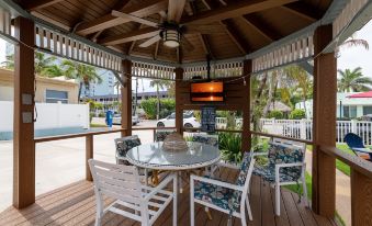 Tropic Isle Boutique Hotel
