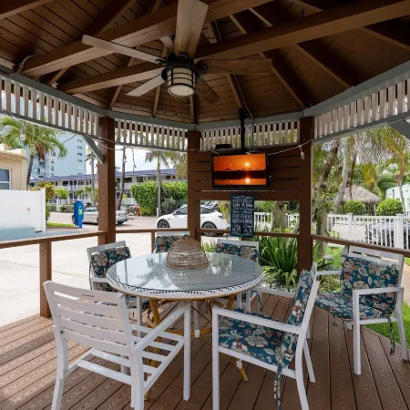 Tropic Isle Boutique Hotel