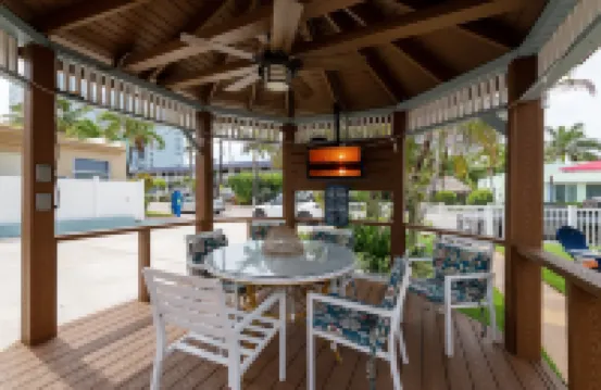 Tropic Isle Boutique Hotel