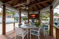 Tropic Isle Boutique Hotel