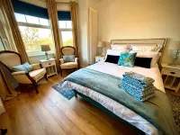 5 Guests - 2 Bedrooms - Free Parking - 1min Beach