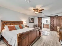 Charming 3-bedroom house in Shawnee with AC and WiFi
