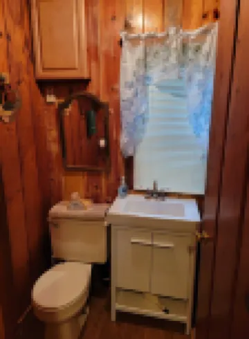 Cabin on peaceful soo lake, phillips wi.  Enjoy waking up in the great northwood