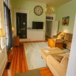 Cozy 1-bedroom with AC and WiFi in charming Shelbyville Hotels in Shelby County