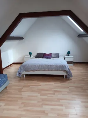 Les Amis du Gayole Hotels near Chateau Musee