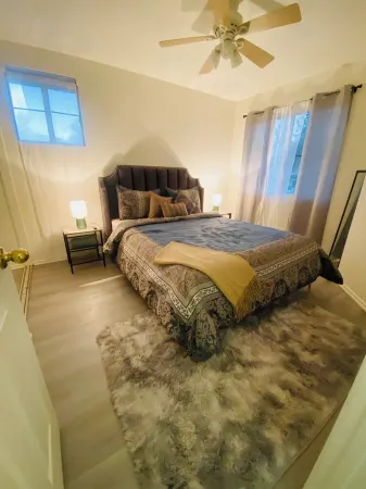 4BR, Pool,Spa, Mini Golf, A+ House