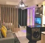 Luxurious studio 13 mins to downtown - few steps to great foods, cafes, shops