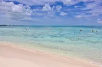Oceanfront second floor directly on Grace Bay Beach10% construction discount