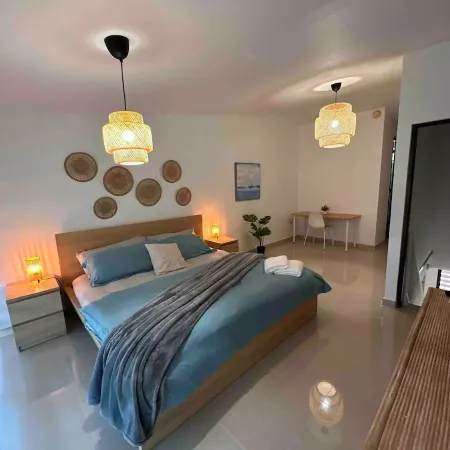 Lovely Dorado Beach Villa With King Size Bed