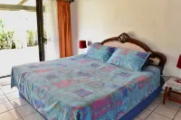 Nana's - Titikaveka Beachfront