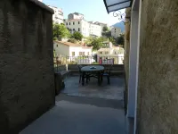 Apartment of 72 m2 in a house in Corsica Hotels in Olmeto