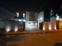 4 bedroom house with private pool Hotels in 