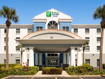 Holiday Inn Express & Suites ST. PETERSBURG NORTH (I-275) by IHG