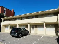 1 BR apartmen at Glenelg Moseley