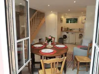 Jolie maison de vacances à Sainte Marine Hotels in Combrit