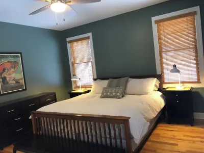 Oak Dunes - Walk to the beach from this Cozy home