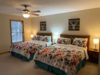 WOODLAND MOUNTAIN THANKSGIVING, CHRISTMAS, HOLIDAY GETAWAY