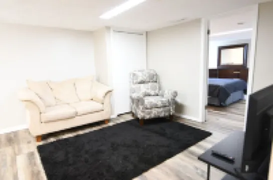 Comfy, Casual and Close! 羅福酒店