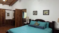 Casa Aloha Nosara Playa Guiones a 4-min walk to surf, yoga & all the fun stuff