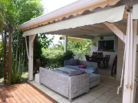 Villa for 6 people, swimming pool, sea view, close to Sainte Anne beaches