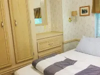 Point Sebago Resort, 30 Purple Road, Walking distance to beach! Hotels in Casco