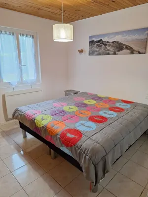 Maison Oléronaise ILE D'OLERON 10 minutes walk from the beach.