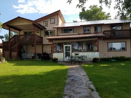 Best Deal in Pagosa! Lake Front Rental - Rent 1 or 2 Bedrooms