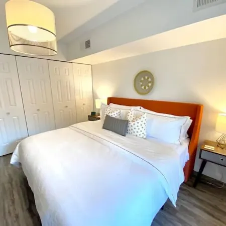 3 Bedroom Rental Townhome With Osoyoos Lake Views! Отели в г. Осуюс