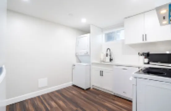 Spacious and Well Located Apartment near Central London