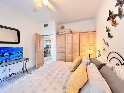 Dream 1BR condo  close to surf Beach w/ pool best Views!
