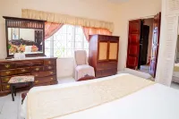 12 Guests Included in Price!  Includes: Ocean View, Pool & Other Amenities