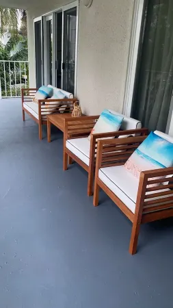 2 Bedroom Condo Seven Mile Beach -Sunset Cove - Newly Renovated Отели рядом с достопримечательностью «Clock Tower»