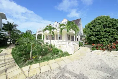 3BR Historic Home w/Pool & all Mod-Cons! فنادق في 