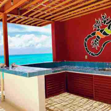 Dazzling Caribbean "blues Majestic Sunsets, Private pool, 4,000 sq. ft. home Fitness & Recreational Facilities