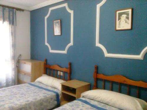 Townhouse with pool 3 'from the beach.