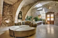 Romantic, calming, dreamy character house in the centre of the village