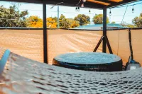 Cozy retreat near best north beach n places of Puerto Rico. Work space, jacuzzi.
