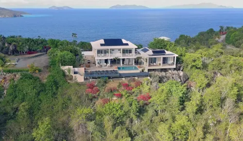 Stunning 360° Views of Magens Bay, St.John & BVI's. Luxury 6 bedroom villa