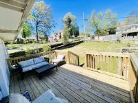 Posh Bungalow mins to Crossplex