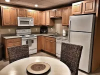 Boyne Mountain 5 bedroom/4 bathroom Disciples Village, Luxury + Starbucks!
