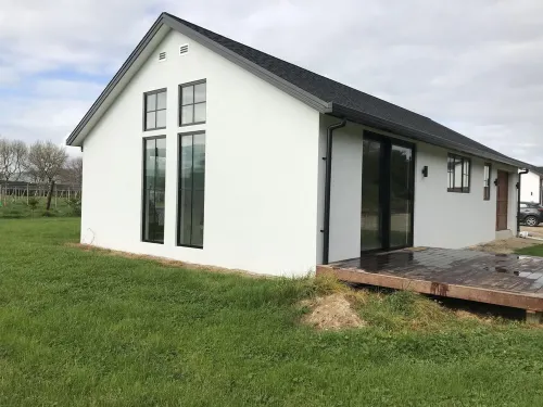 Brand New Cottage Close to Lake Karapiro Hotels in Karapiro