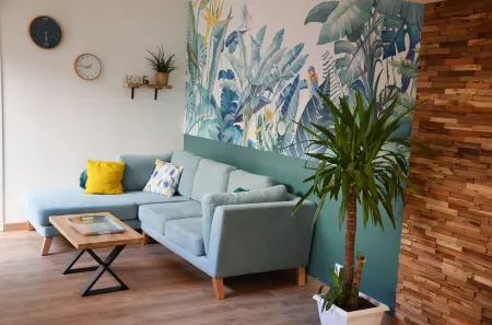 Apartment with Spa and Sauna 50m from the beach and close to Intra-Muros