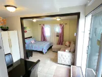 Convenient and clean studio near the beach and Newport. Hotels near Norman Bird Sanctuary