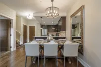 Luxurious 2-Story Penthouse | 5 Beds | Water Park Access | 5-Star Mountain Views